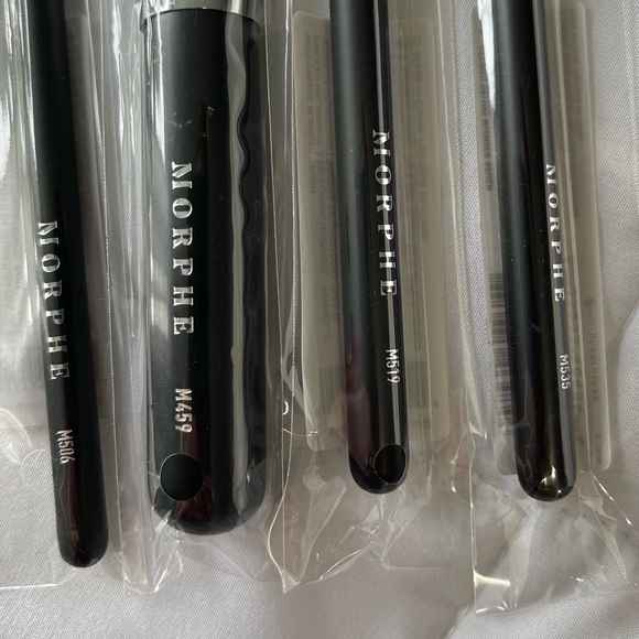 MORPHE make up brushes - Picture 3 of 7